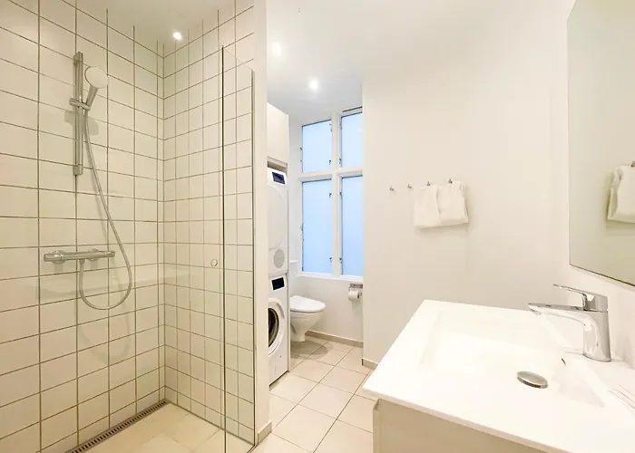 アパート Large & Modern 4 Bedroom