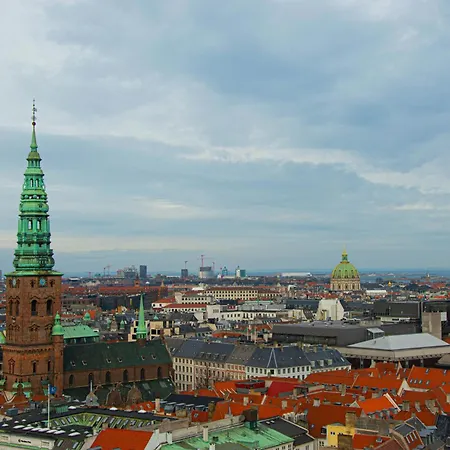 Large & Modern 4 Bedroom * コペンハーゲン